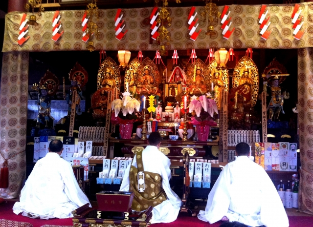 厄除け・厄払いはお寺？神社？おすすめの場所もご紹介